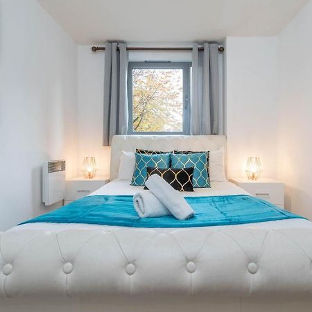 Birmingham City Centre - Luxury Apartment - Terrace - Next To Cube & Mailbox - Wifi - Smart Tv - Intercom Εξωτερικό φωτογραφία